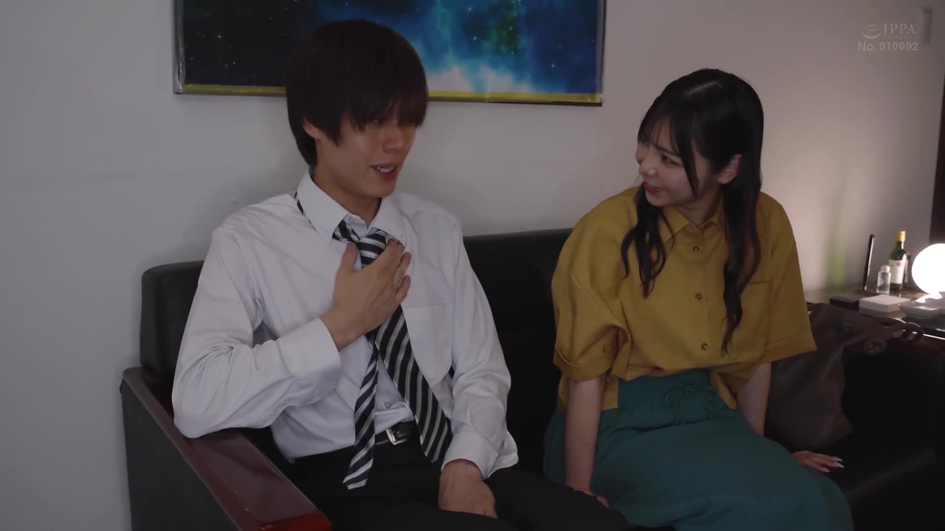 最终接吻电车：在空无一人的车厢里，和美女姐姐不断亲吻×亲吻×亲吻 吉泽友贵 - AV大平台-中文字幕,成人影片,AV,国产,线上看