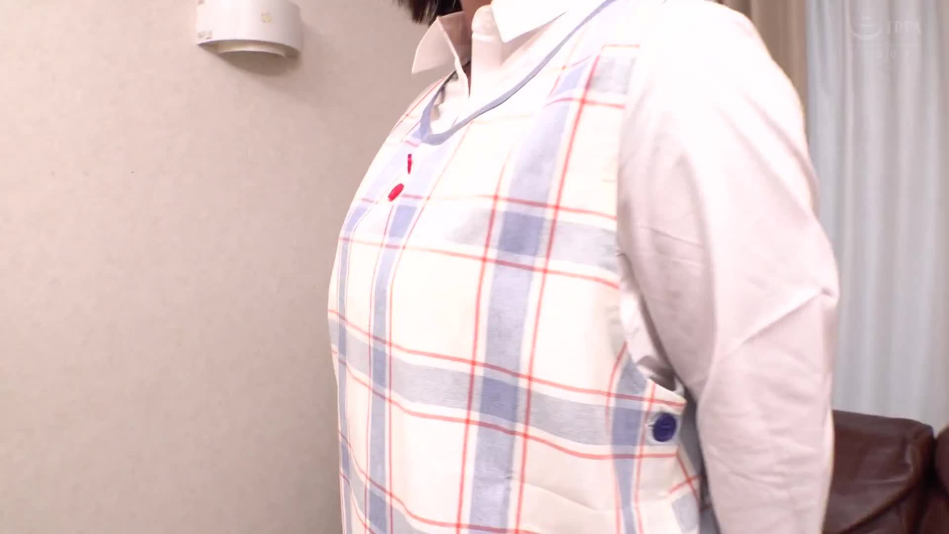 珏士小姐为童贞小哥哥提供充满母爱的口交服务和柔软的乳交！穿着裸围裙用生肉棒笔直插入，处女之夜性爱！由天使般多次性爱中射精！ ！ - AV大平台-中文字幕,成人影片,AV,国产,线上看