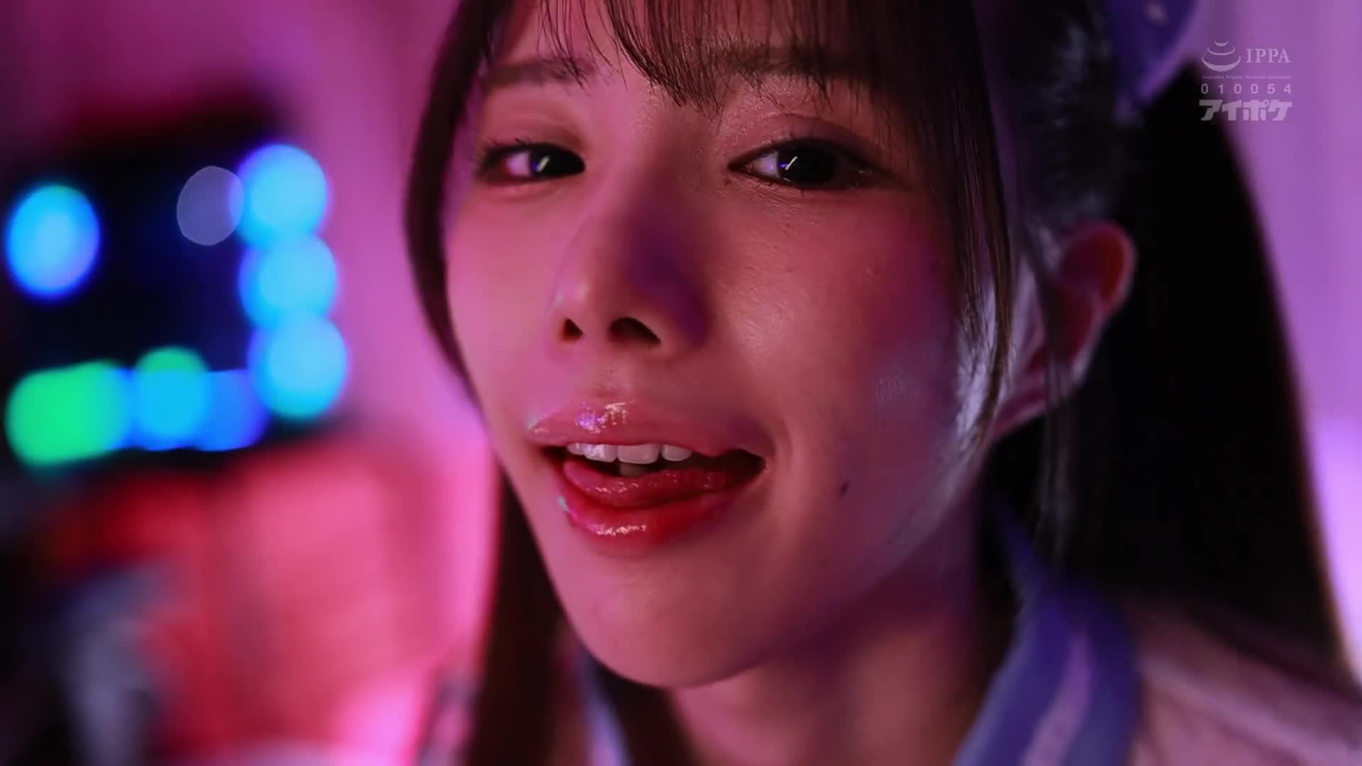 即使有一些让人讨厌的事情，佐々木萨基还是说：“我和网路上认识的宅男美少女游戏玩家在一起，只有我是她的现实朋友，我们进行了一场荒诞的性爱游戏。” - AV大平台-中文字幕,成人影片,AV,国产,线上看