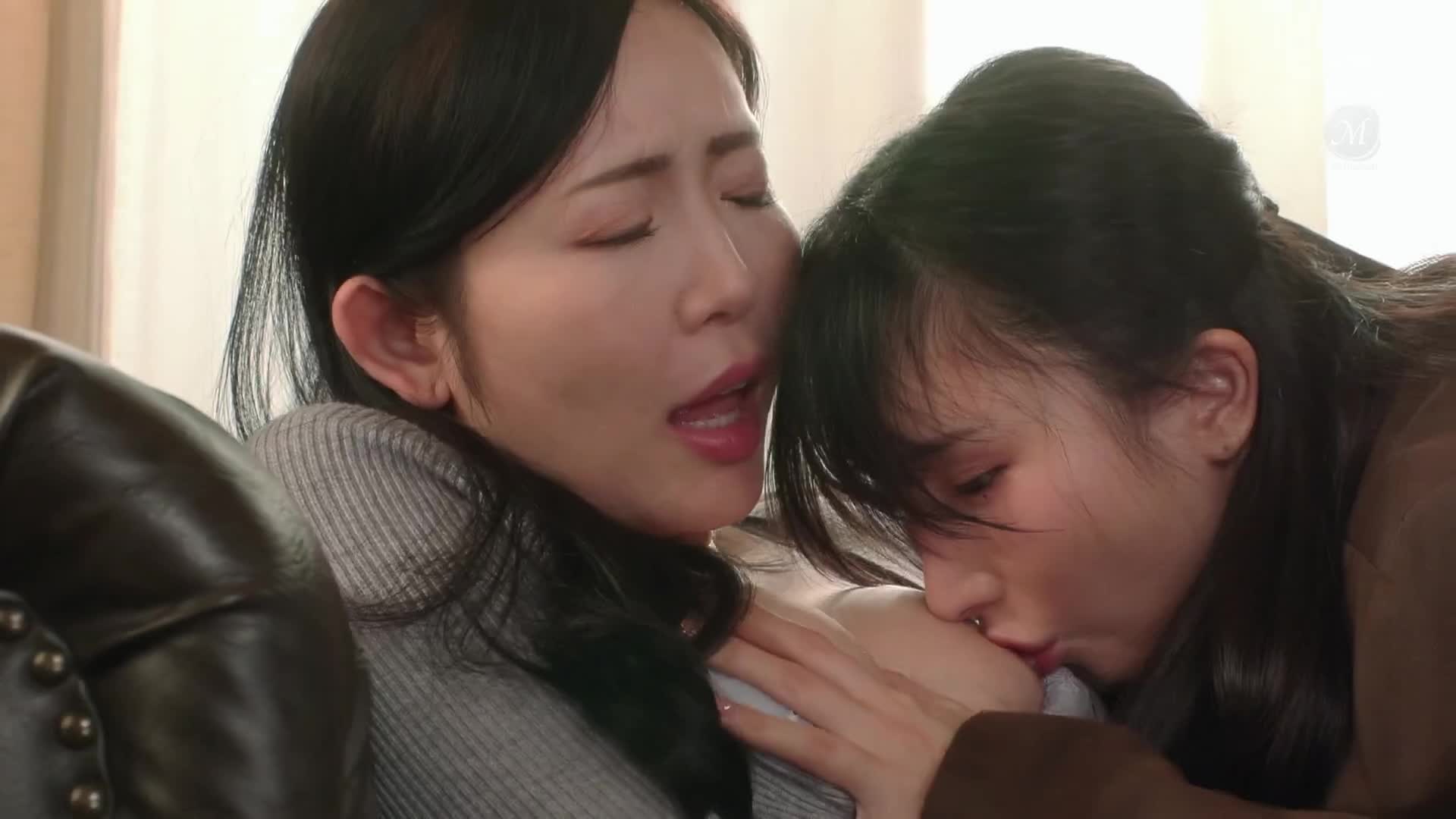 玛丹娜专属-冲宫那美 开放Les解禁！！原以为只是开玩笑，女儿竟是Lesbian～被玩弄敏感的弱点（乳头）后，我发现自己已经深陷在她的身心之中。～ - AV大平台-中文字幕,成人影片,AV,国产,线上看