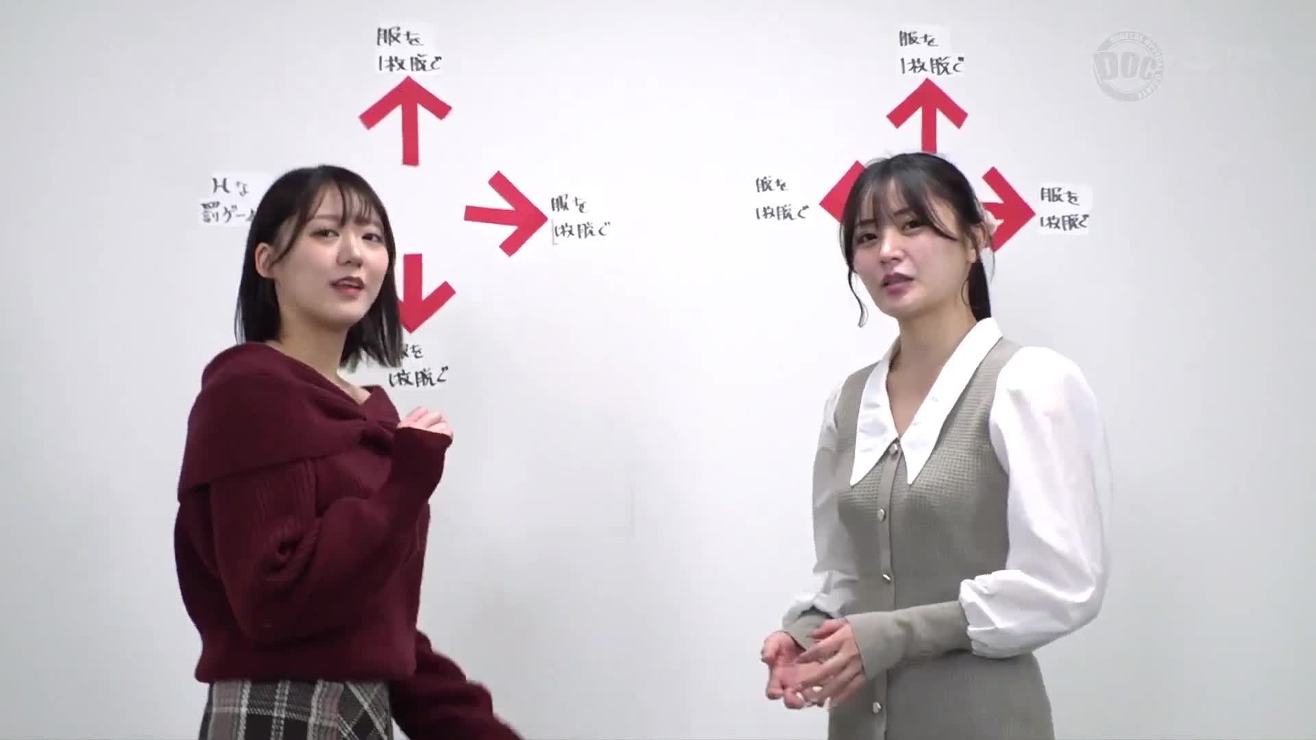 要好的女大学生对抗！转头比赛！上下左右的手指指向H危险的惩罚游戏！高度心理战使游戏激烈！先变成全裸的人就会立刻插入巨鸡生中出！ - AV大平台-中文字幕,成人影片,AV,国产,线上看