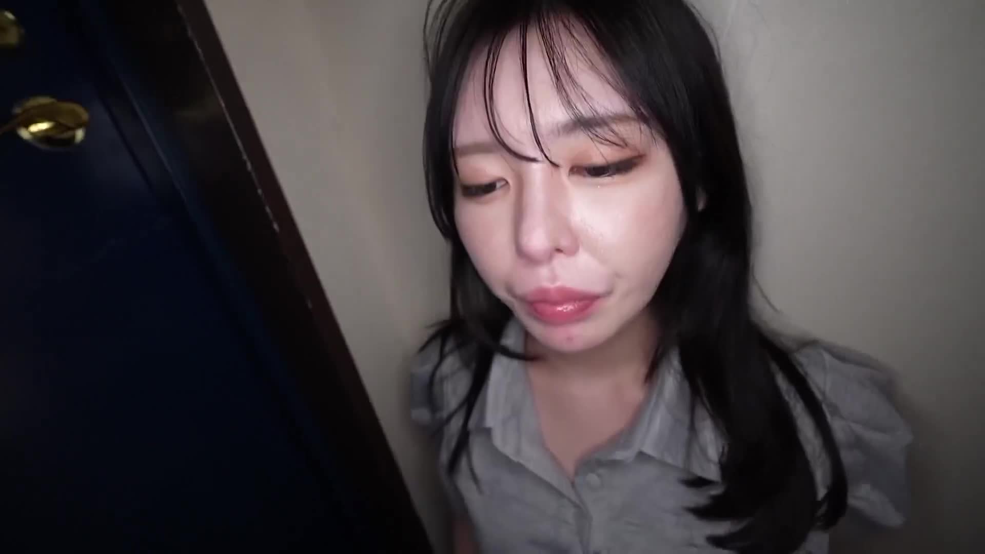 【NTR】情绪低落系在性交中流泪真的很色情。男友的怒吼声就像背景音乐一样，笑死。 - AV大平台-中文字幕,成人影片,AV,国产,线上看
