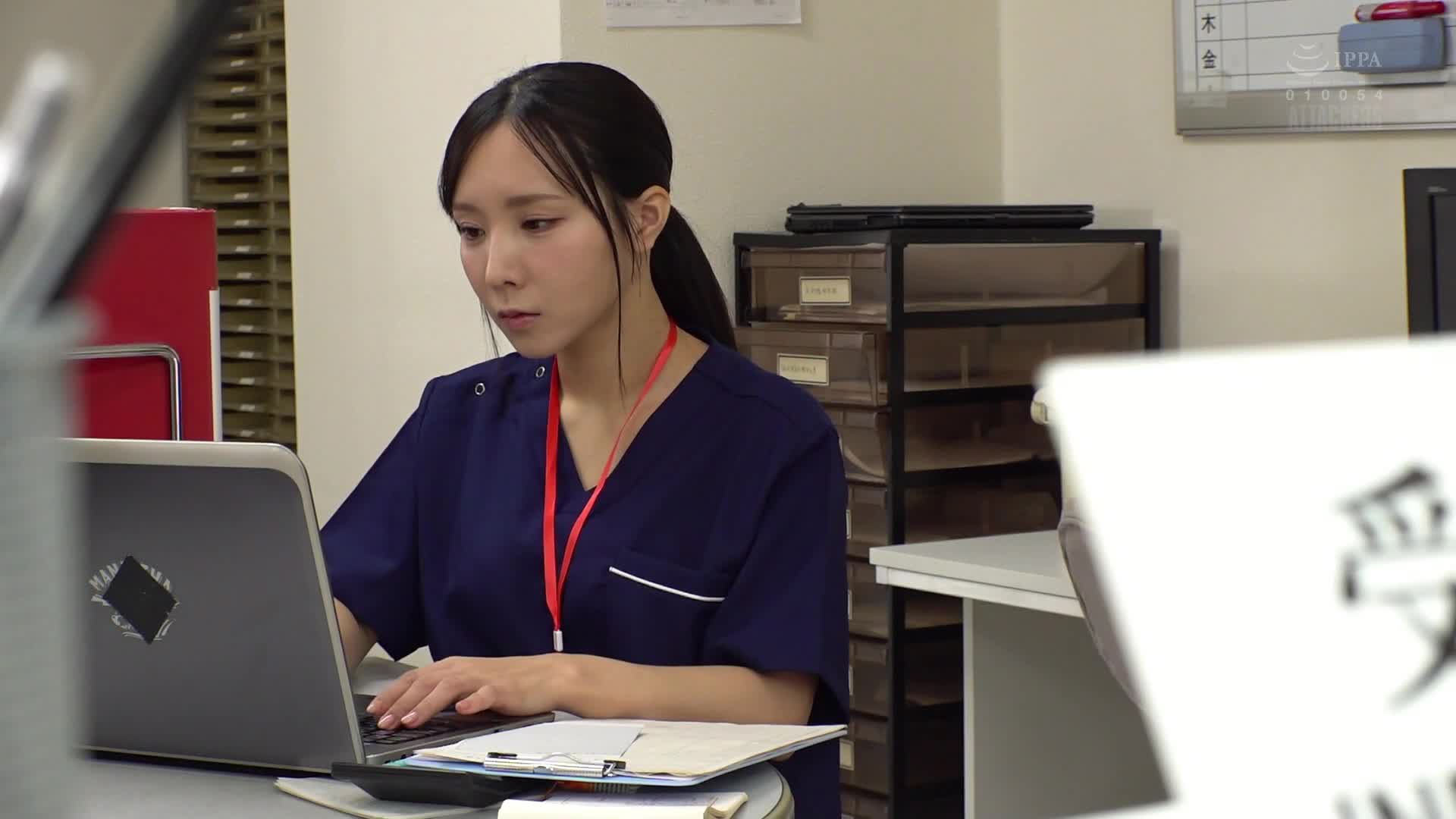 [AI解码版]紧急搬送的记忆丧失强暴犯让急救医生怀孕。海老咲碧 - AV大平台-中文字幕,成人影片,AV,国产,线上看