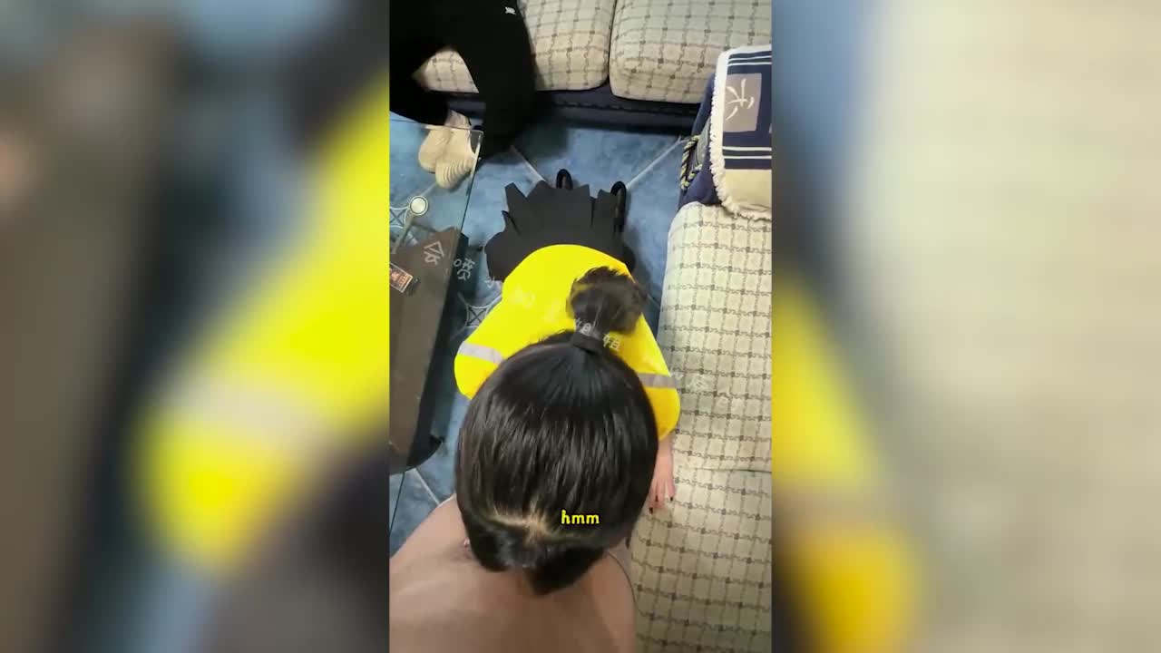 【会喷水的亲姐姐】让姐姐体验当外卖员送逼上门的一天，葫芦娃粉丝兄弟出价5000块只为亲眼见证姐姐喷水 - AV大平台-中文字幕,成人影片,AV,国产,线上看