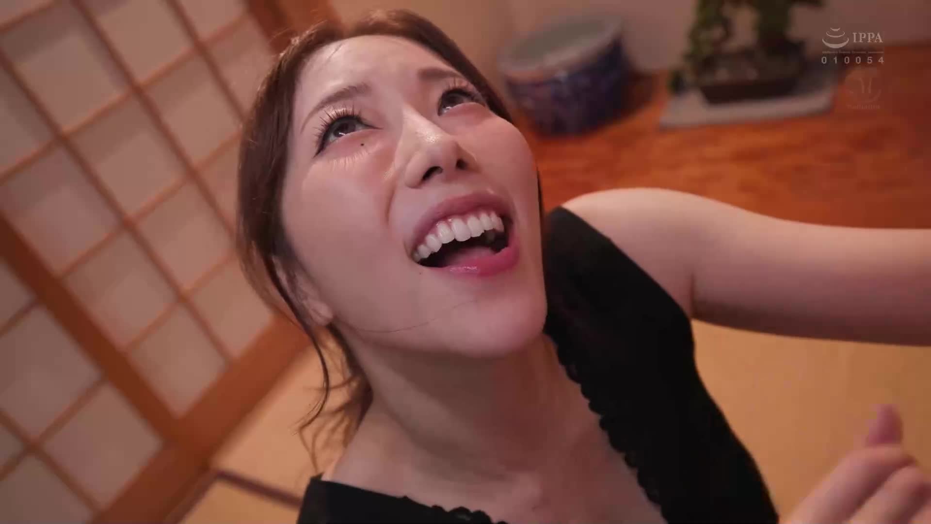 [AI解码版]「只要一瞬间就好，请让我插进去！！」30岁依然是处男的义弟，我同情他并实现了他一生的愿望，结果我们的相性太好了，让我一次又一次地要求内射性爱。 七海蒂娜 - AV大平台-中文字幕,成人影片,AV,国产,线上看