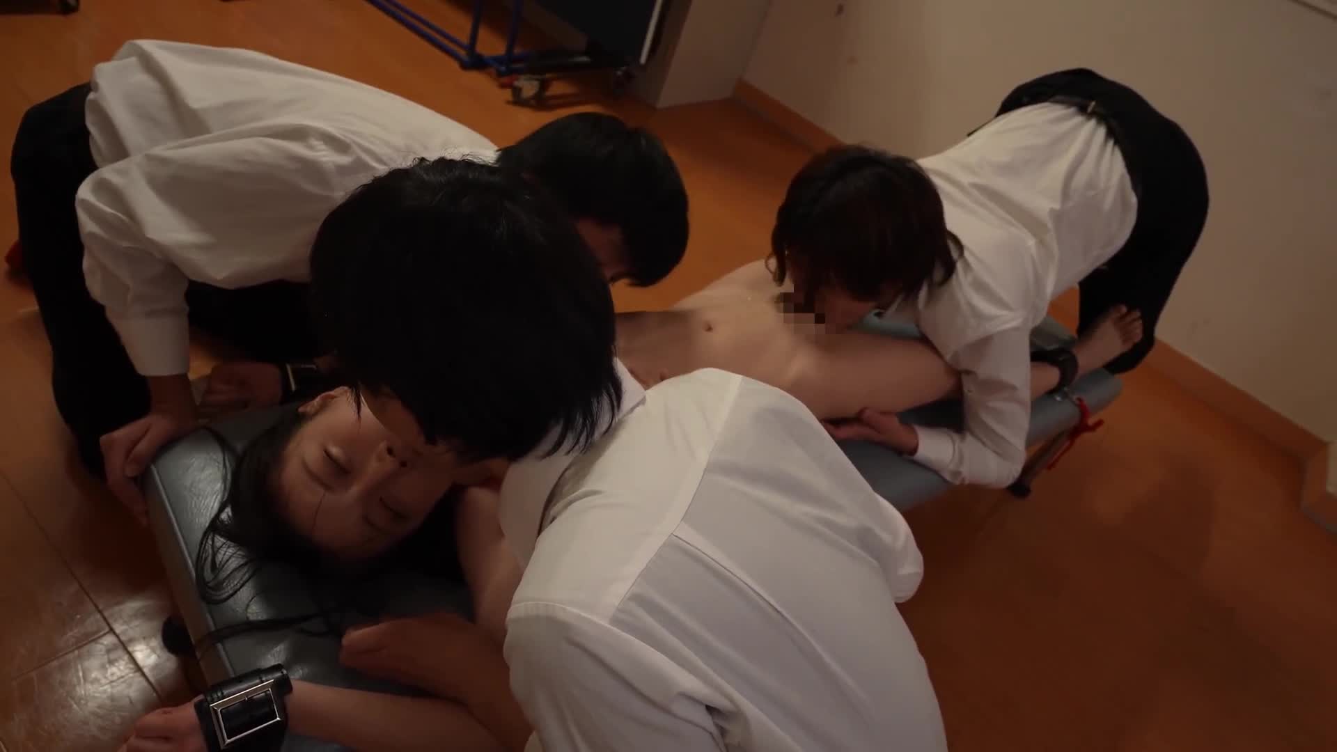 乳头揉弄失禁 华奢瘦弱的陆上部J系女孩是敏感的羞涩小胸部最脆弱，大量失禁高潮无法停止被当成教室的肉色自慰玩具！水原和子 - AV大平台-中文字幕,成人影片,AV,国产,线上看