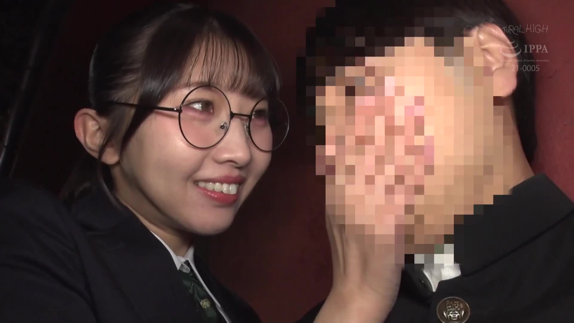 在班上不起眼的害羞变态女孩，在密室里引诱男孩并连续射精，变态少女2 - AV大平台-中文字幕,成人影片,AV,国产,线上看