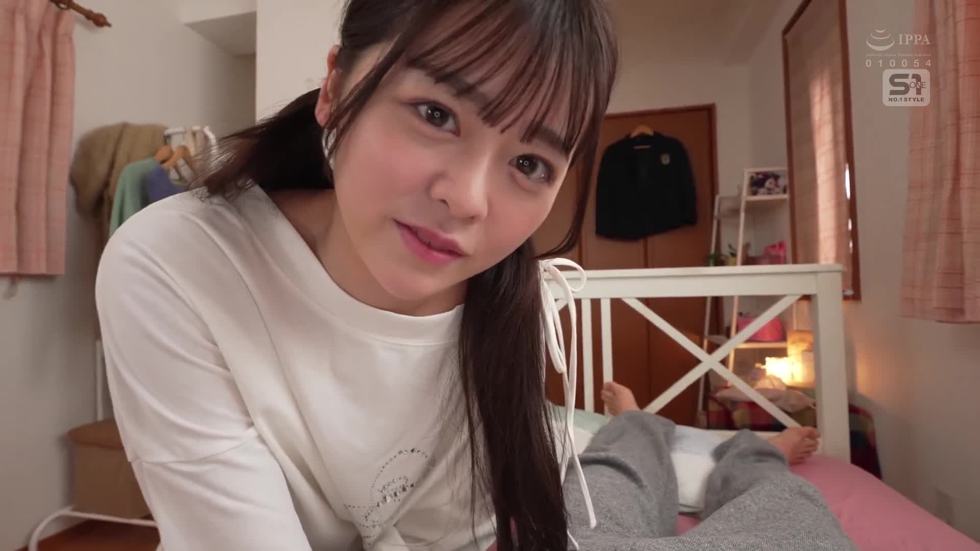 妹的絕對領域光滑嫩滑大腿看起來太美味了，忍不住用手碰、用舌舔、用夾子夾… 讓我變態的未成熟生腳彈力、質感、形狀全部都是我的最愛！！ 櫻乃莉乃 - AV大平台-中文字幕,成人影片,AV,国产,线上看
