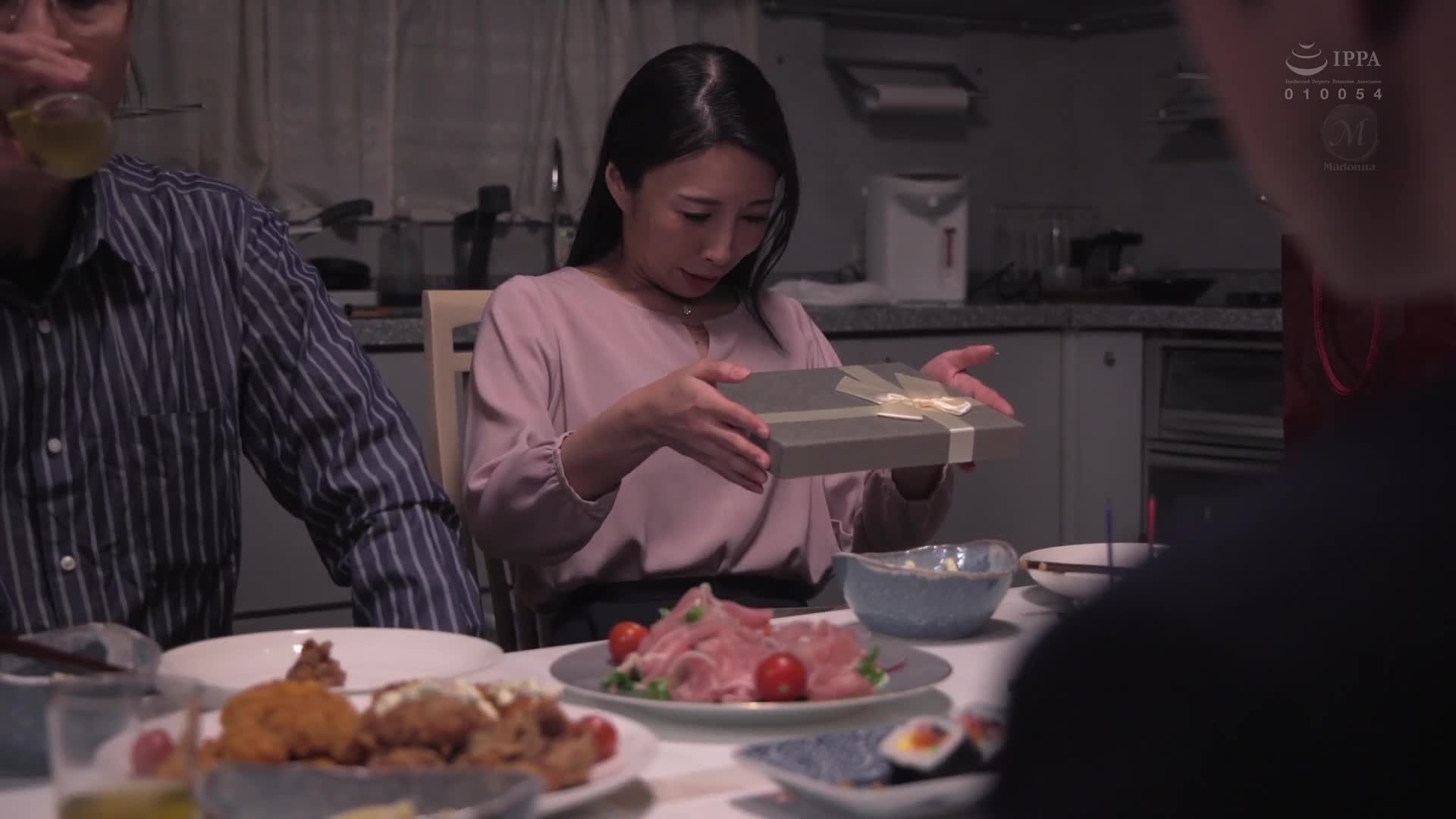 MONROE「電擊轉職」第一擊！！馬場紗奈《初》戲劇！！從超越愛的饑渴丈夫的繼子，一直到沉迷於年輕陽具和內射性愛的那一天起。 - AV大平台-中文字幕,成人影片,AV,国产,线上看