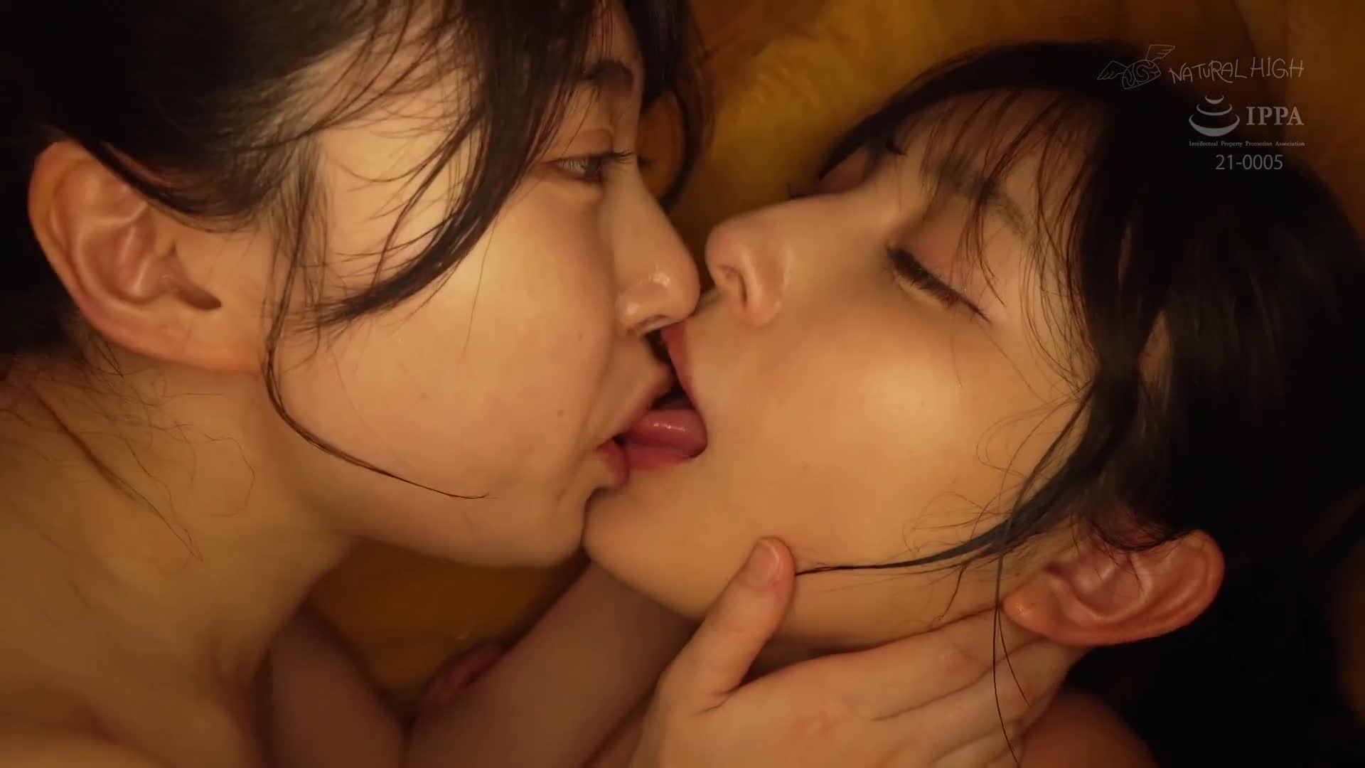 在汤盆里被摩擦直到乳头勃起无法抗拒，被迫接受Les妻子 orgas.m. - AV大平台-中文字幕,成人影片,AV,国产,线上看